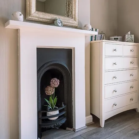 15 Brownlow Street Holiday home