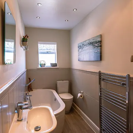 15 Brownlow Street *