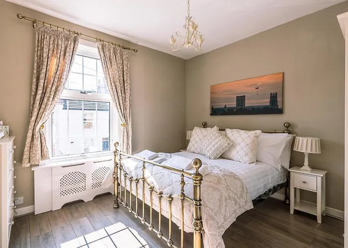 Дом отдыха 15 Brownlow Street