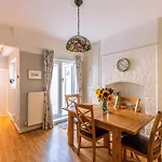 Сasa de vacaciones 15 Brownlow Street *